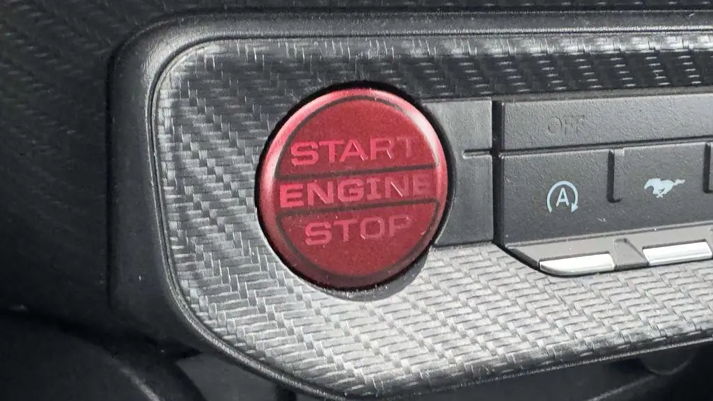 2025 Ford Mustang EcoBoost