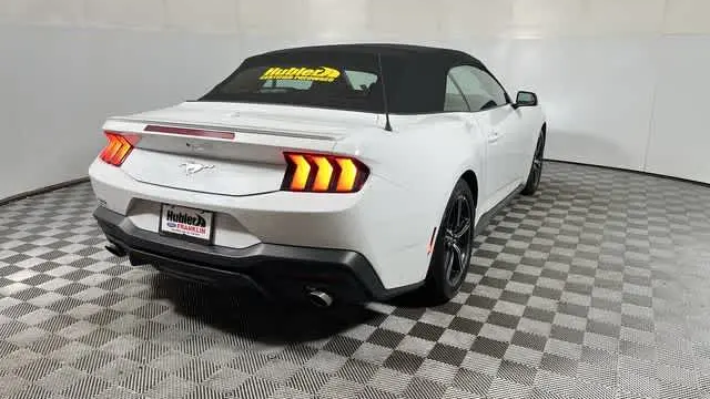 2025 Ford Mustang EcoBoost