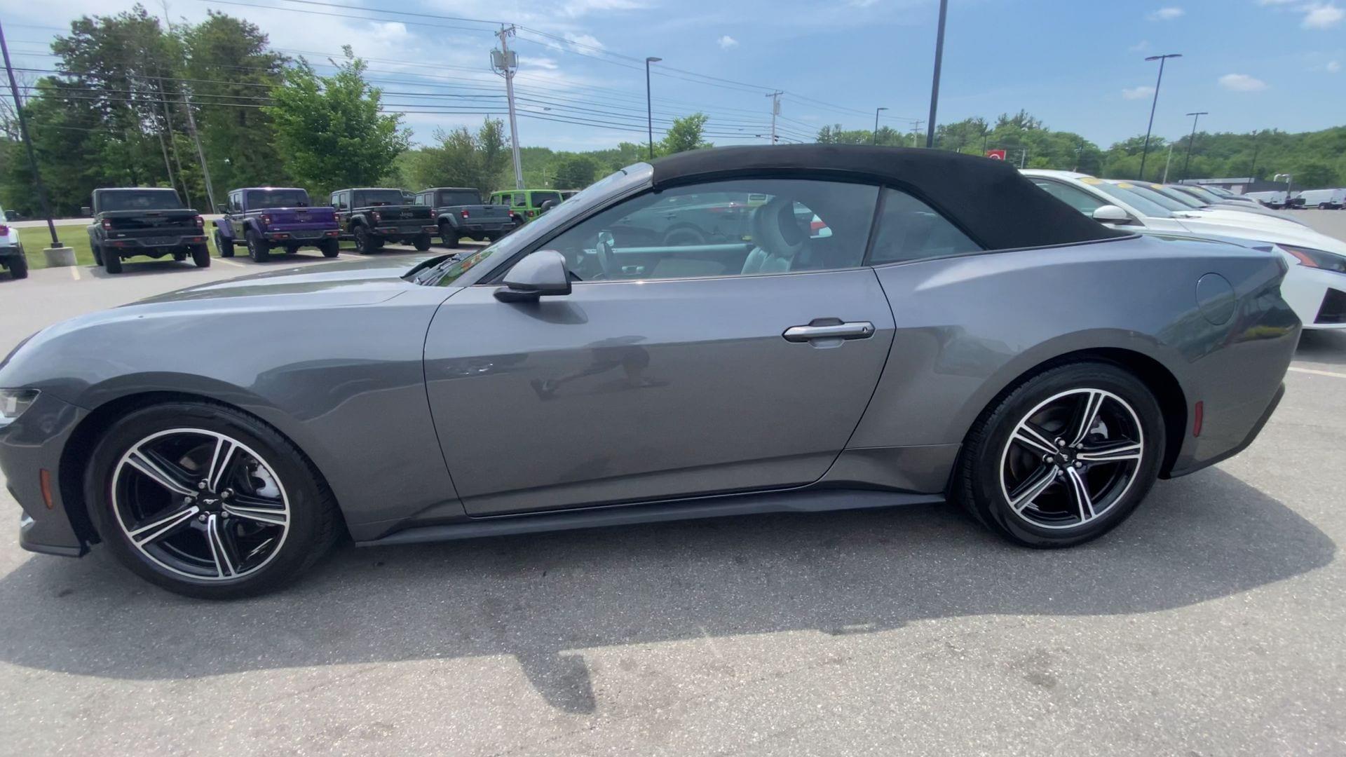 2024 Ford Mustang EcoBoost Premium