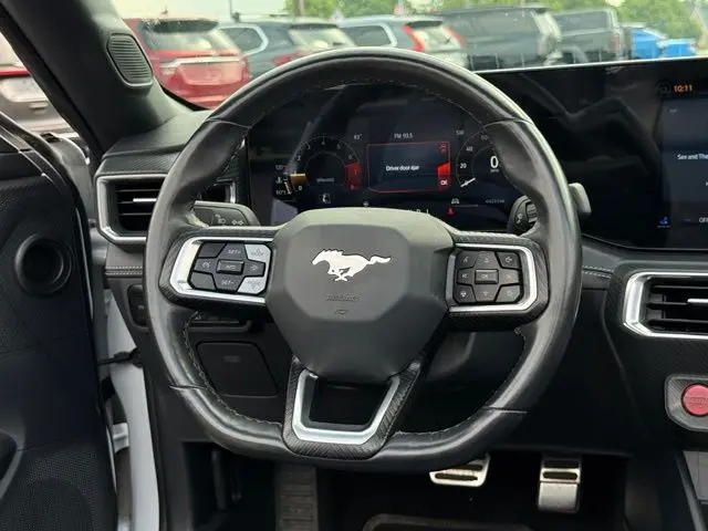 2024 Ford Mustang - $29,000