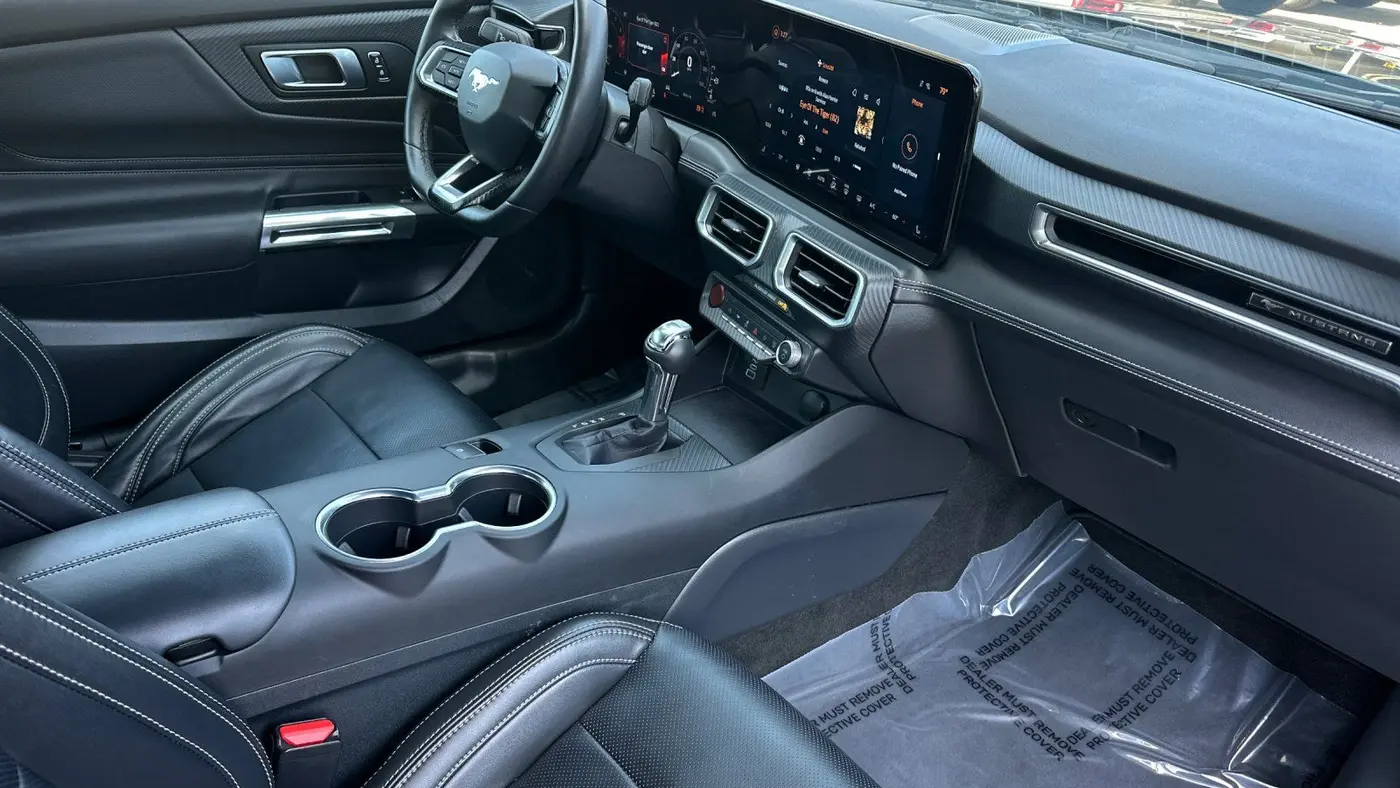 2025 Ford Mustang EcoBoost
