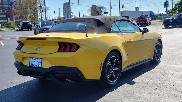 2024 Ford Mustang EcoBoost