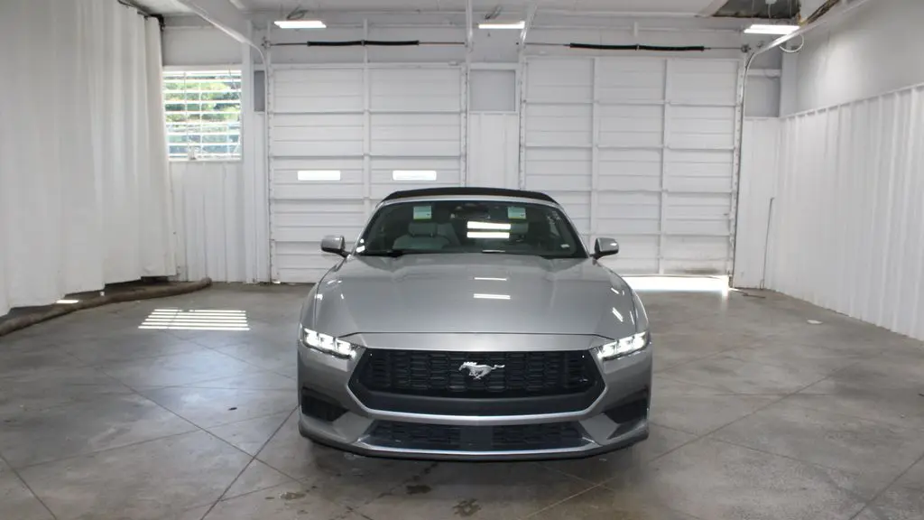 2024 Ford Mustang EcoBoost