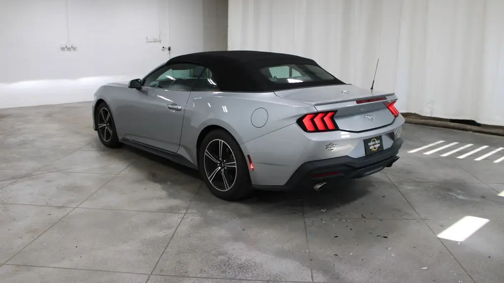 2024 Ford Mustang EcoBoost