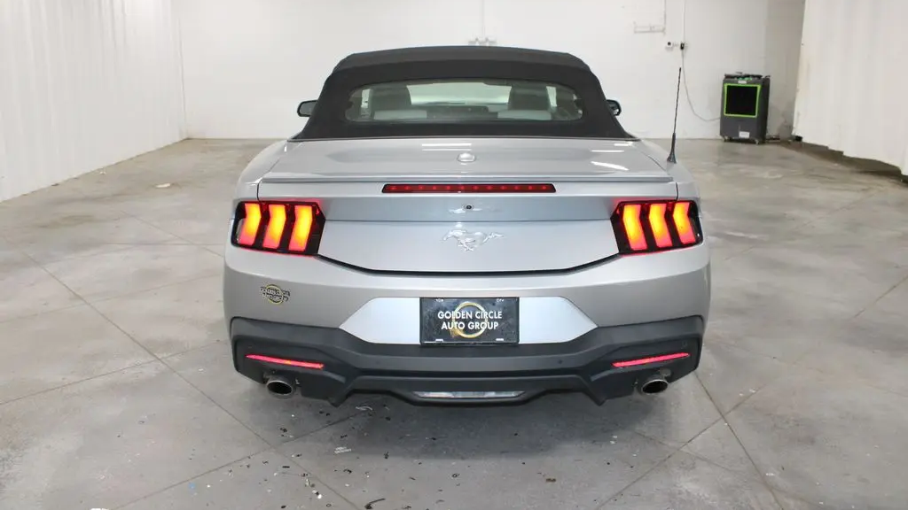2024 Ford Mustang EcoBoost