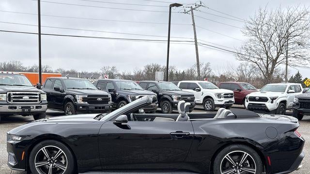 2024 Ford Mustang EcoBoost