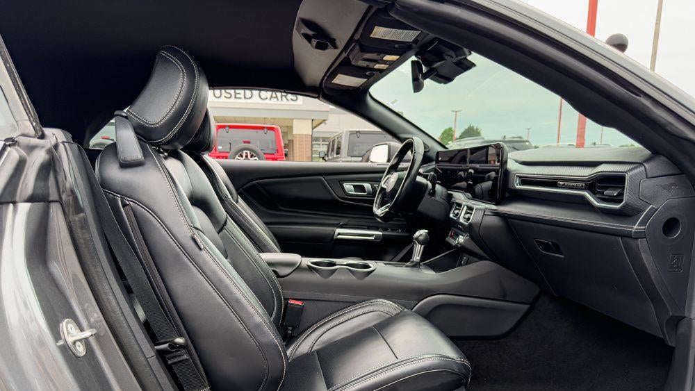 2025 Ford Mustang EcoBoost Premium