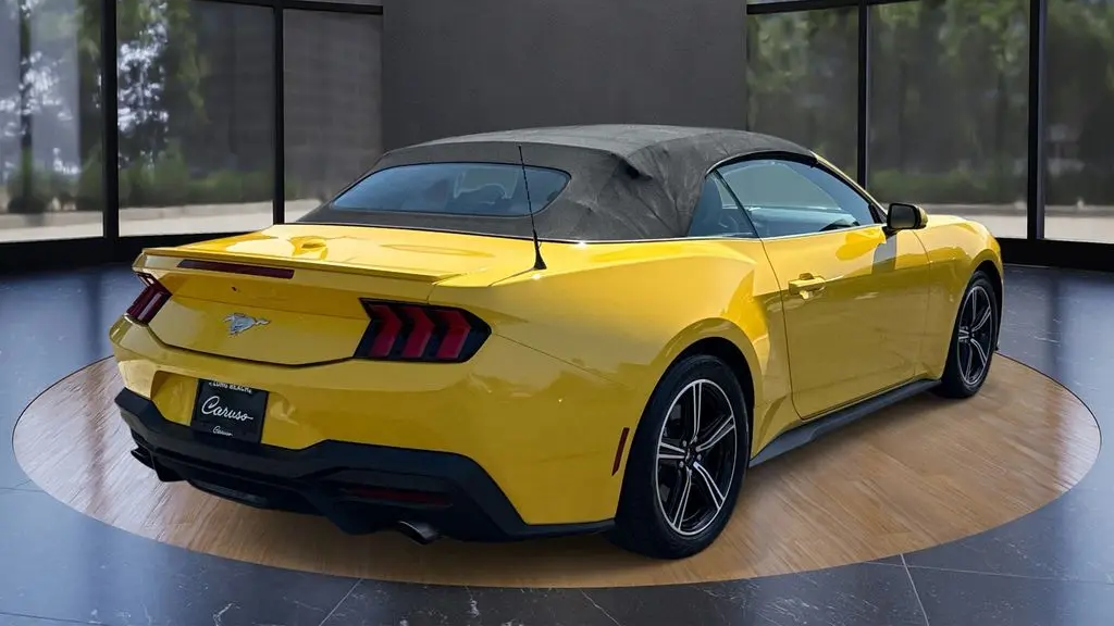2024 Ford Mustang EcoBoost