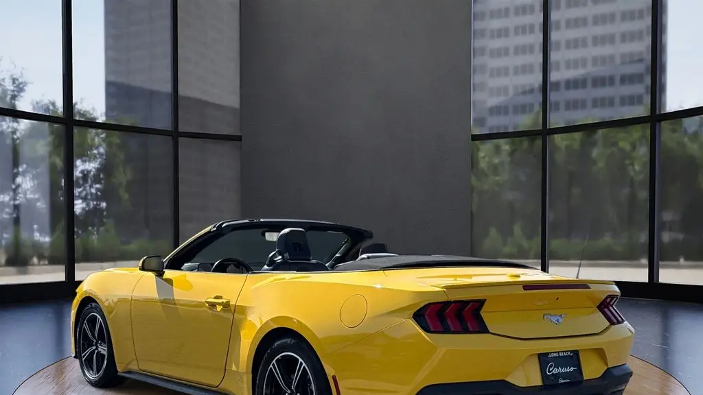 2024 Ford Mustang EcoBoost