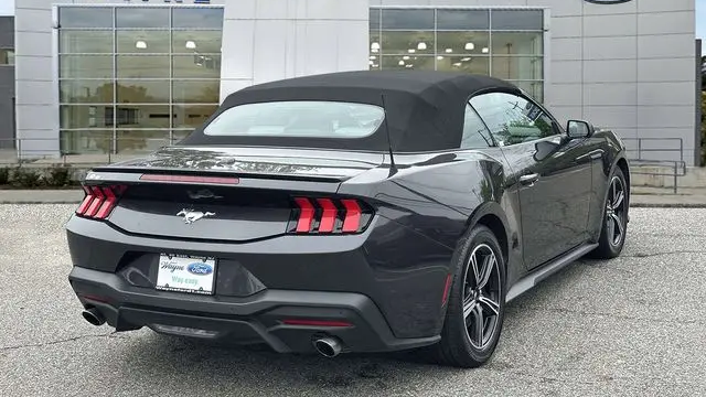 2024 Ford Mustang EcoBoost Premium
