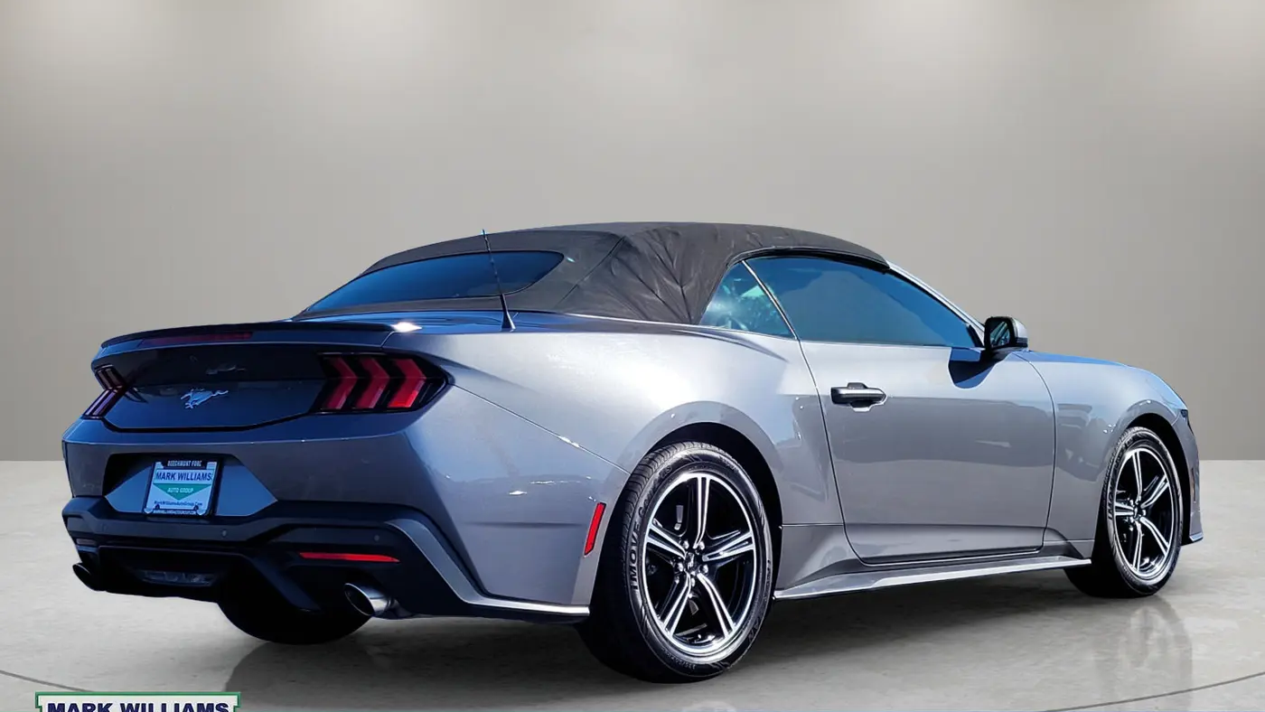 2024 Ford Mustang EcoBoost Premium