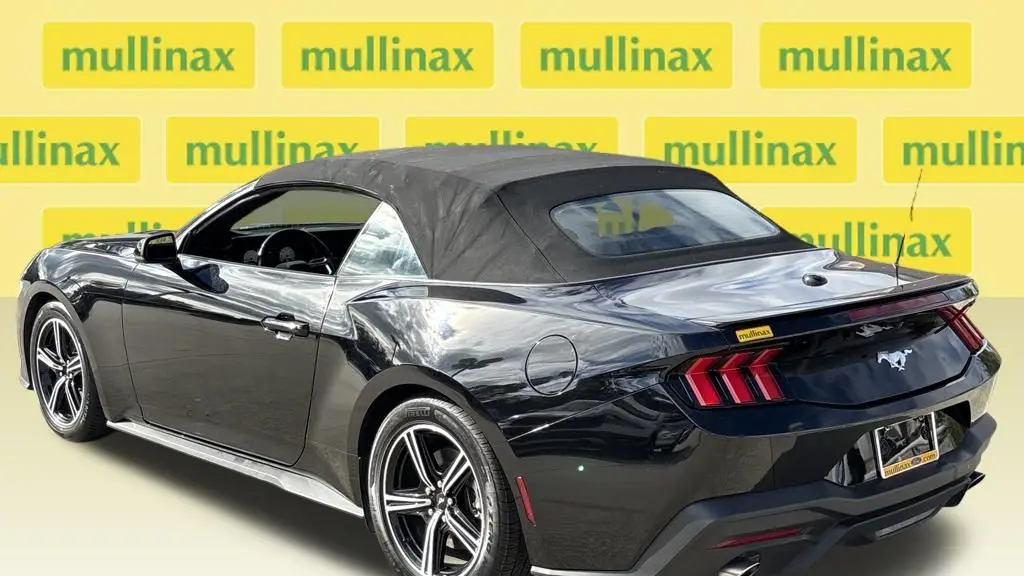 2024 Ford Mustang EcoBoost