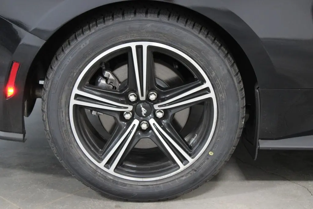 2024 Ford Mustang - $26,998