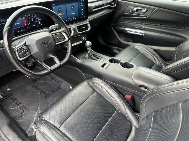 2025 Ford Mustang - $28,900