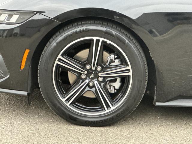 2025 Ford Mustang - $28,900