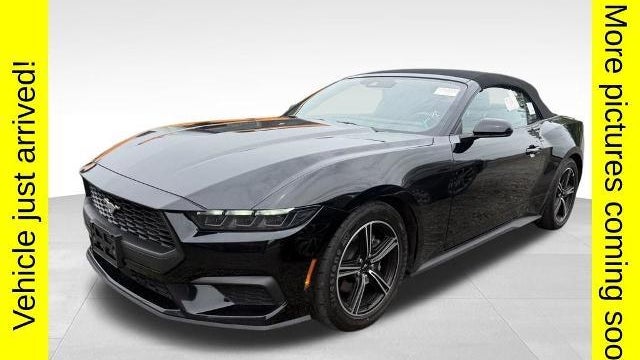 2025 Ford Mustang EcoBoost