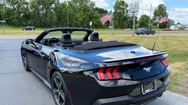 2025 Ford Mustang EcoBoost