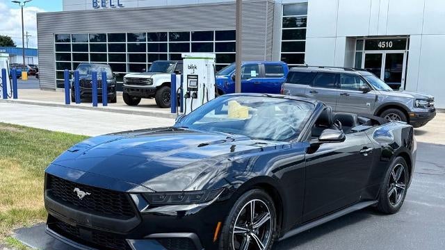 2025 Ford Mustang EcoBoost