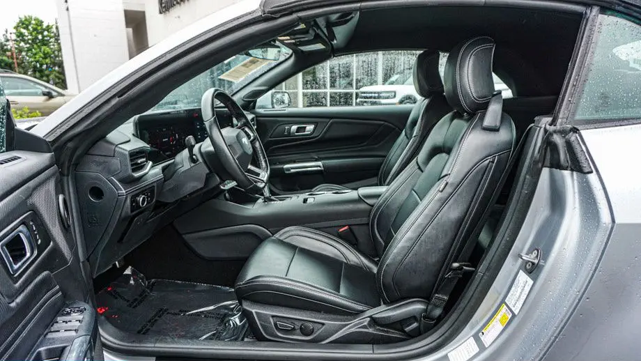 2025 Ford Mustang EcoBoost Premium
