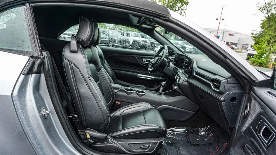2025 Ford Mustang EcoBoost Premium
