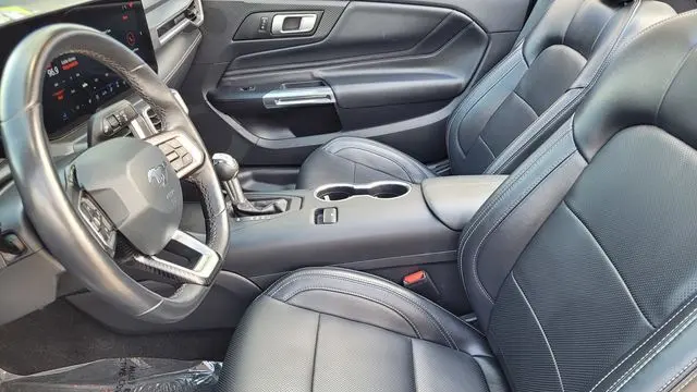 2025 Ford Mustang EcoBoost Premium