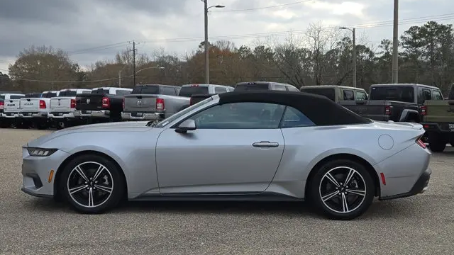 2024 Ford Mustang EcoBoost