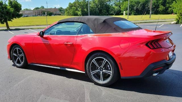2024 Ford Mustang EcoBoost