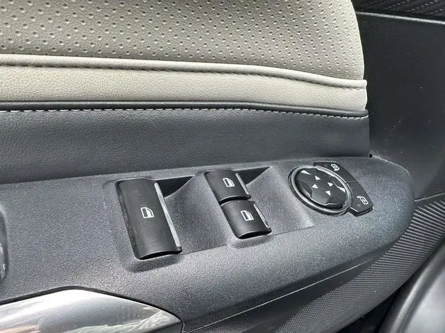 2024 Ford Mustang - $29,998