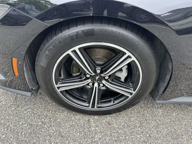 2024 Ford Mustang - $29,998