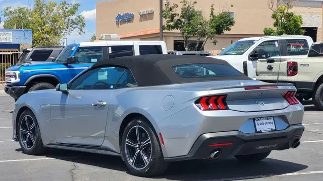 2025 Ford Mustang EcoBoost Premium