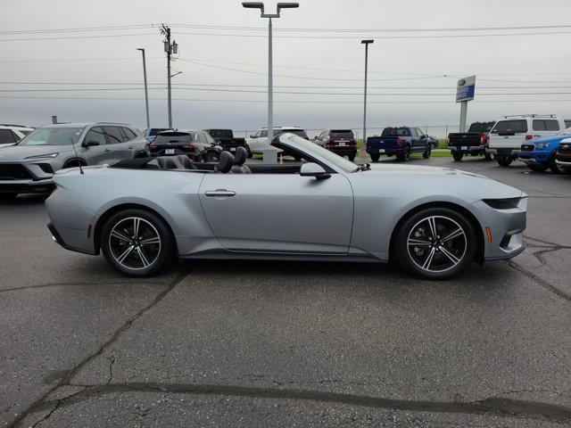 2025 Ford Mustang - $32,495