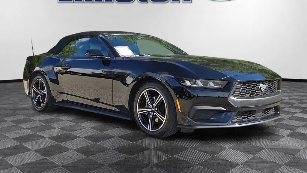 2024 Ford Mustang EcoBoost