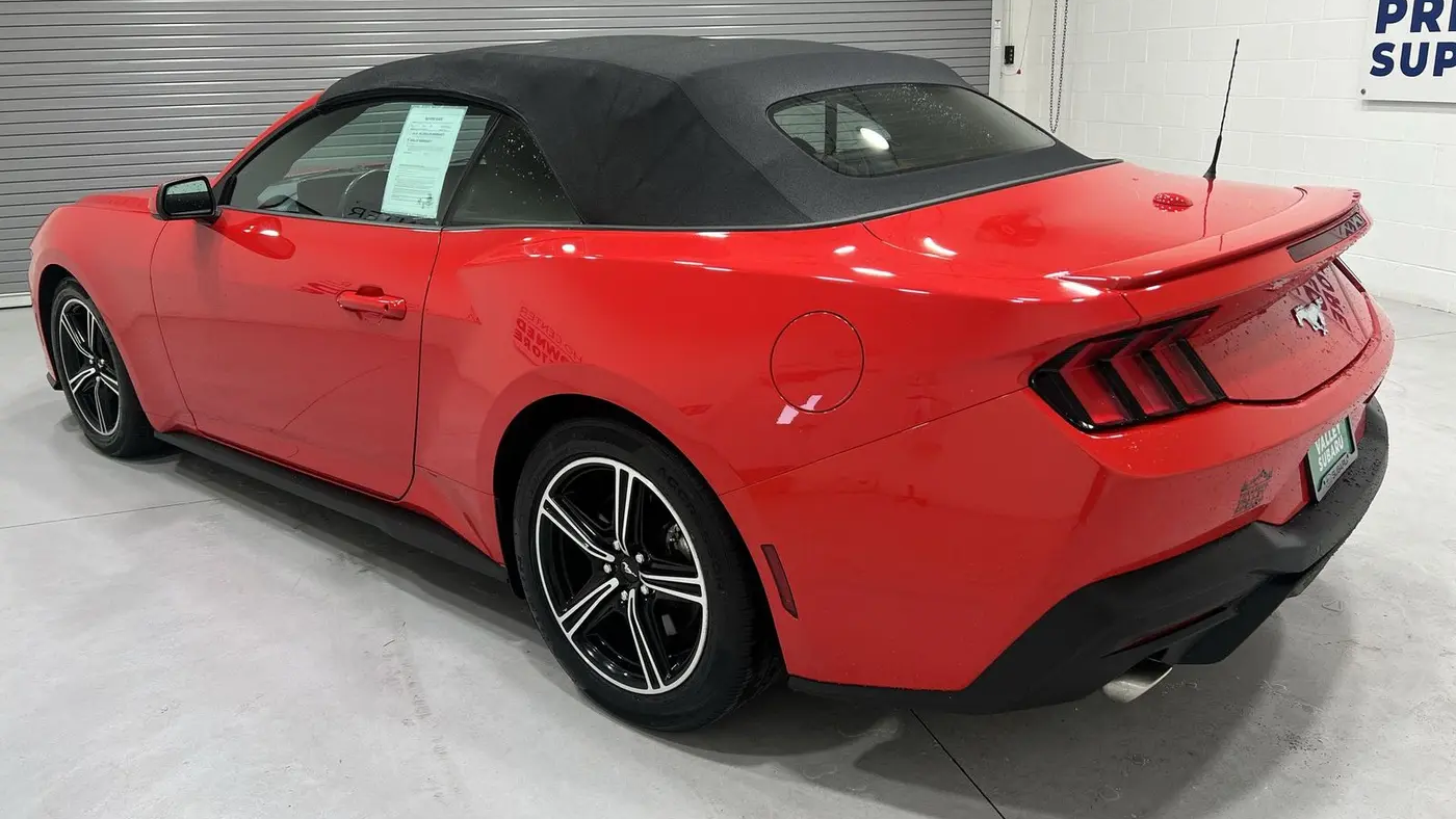 2024 Ford Mustang EcoBoost Premium