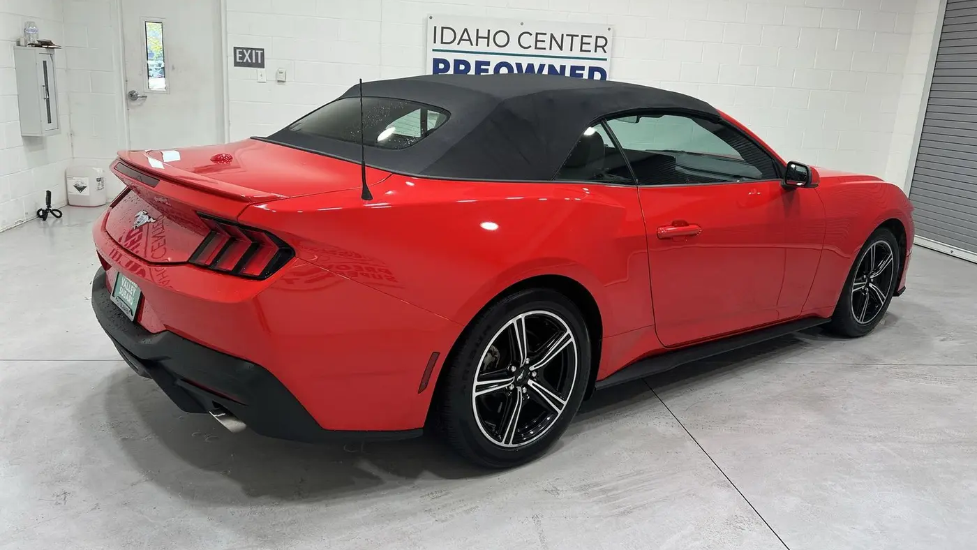 2024 Ford Mustang EcoBoost Premium
