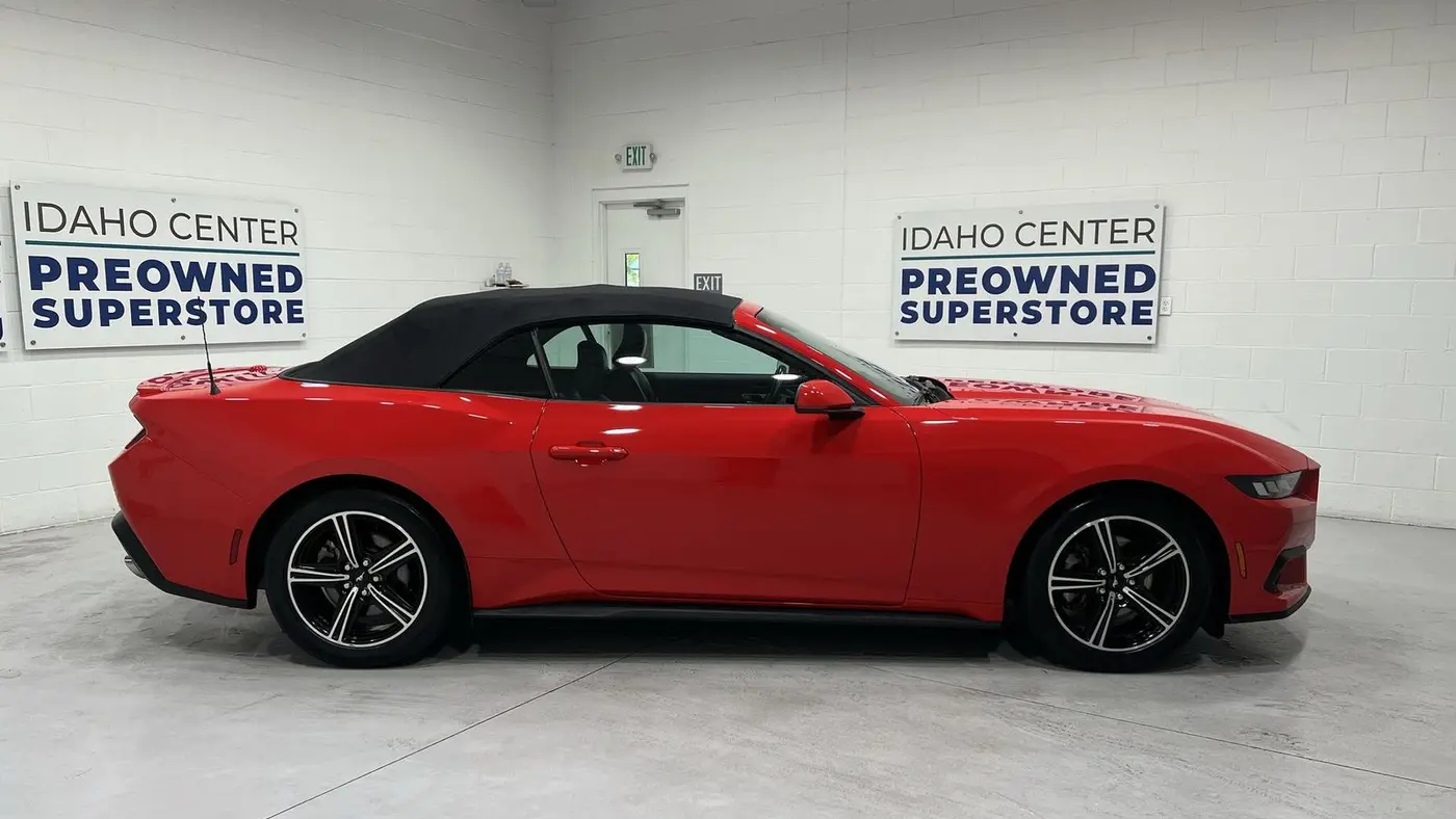 2024 Ford Mustang EcoBoost Premium