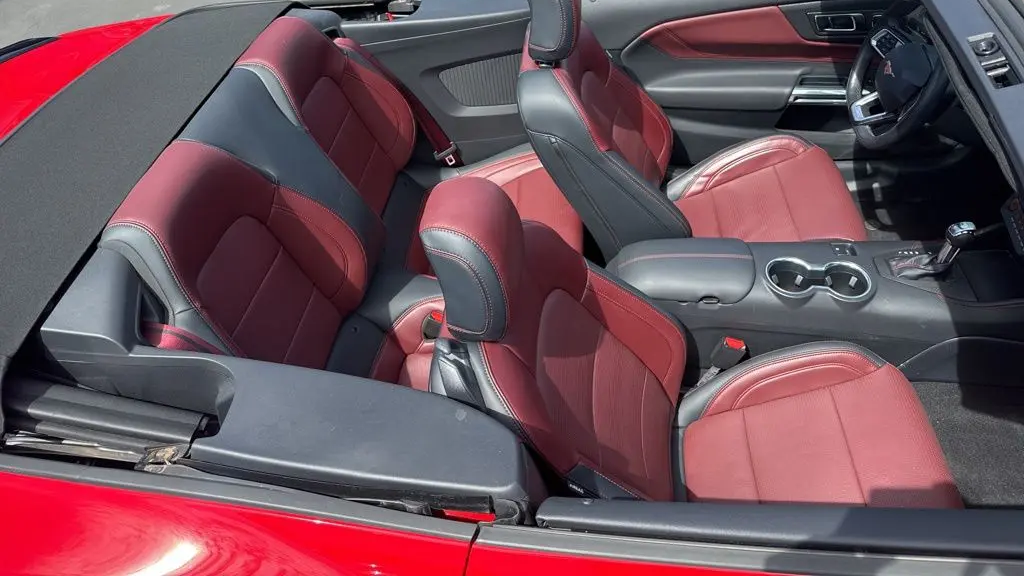 2025 Ford Mustang EcoBoost Premium