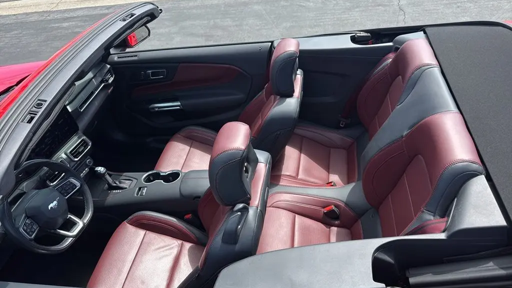 2025 Ford Mustang EcoBoost Premium