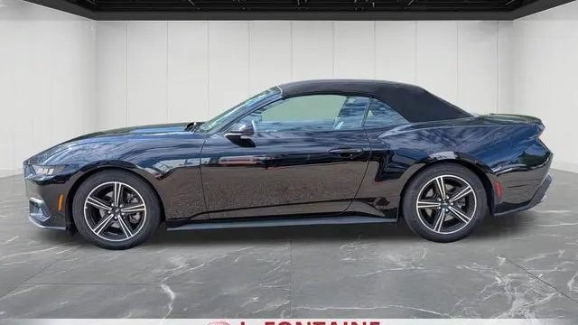 2025 Ford Mustang EcoBoost