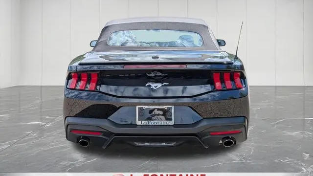 2025 Ford Mustang EcoBoost