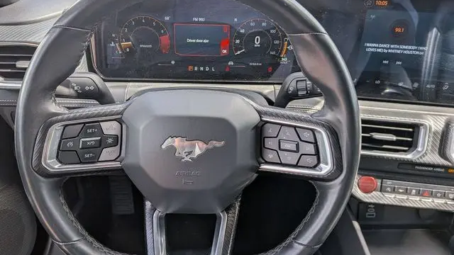 2025 Ford Mustang EcoBoost