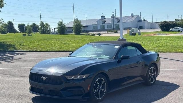 2025 Ford Mustang EcoBoost Premium