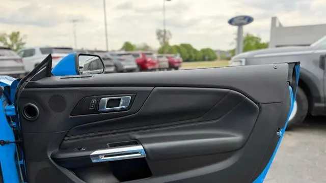 2025 Ford Mustang EcoBoost Premium