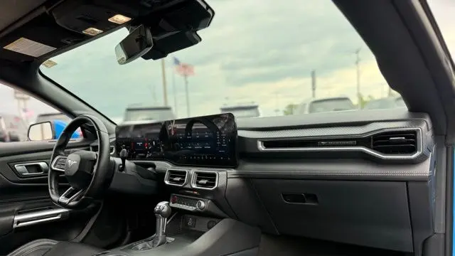 2025 Ford Mustang EcoBoost Premium