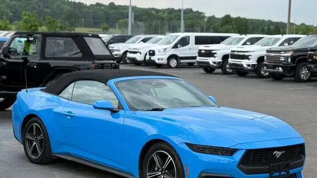 2025 Ford Mustang EcoBoost Premium
