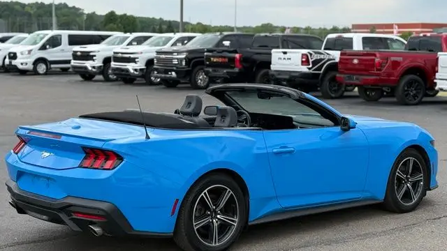 2025 Ford Mustang EcoBoost Premium