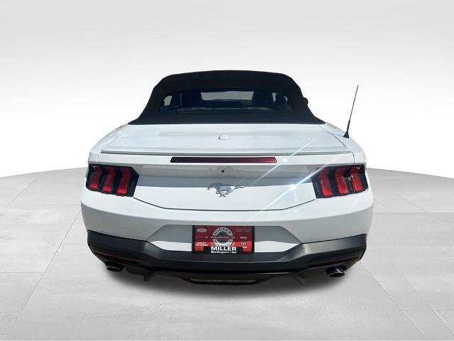 2025 Ford Mustang - $30,996