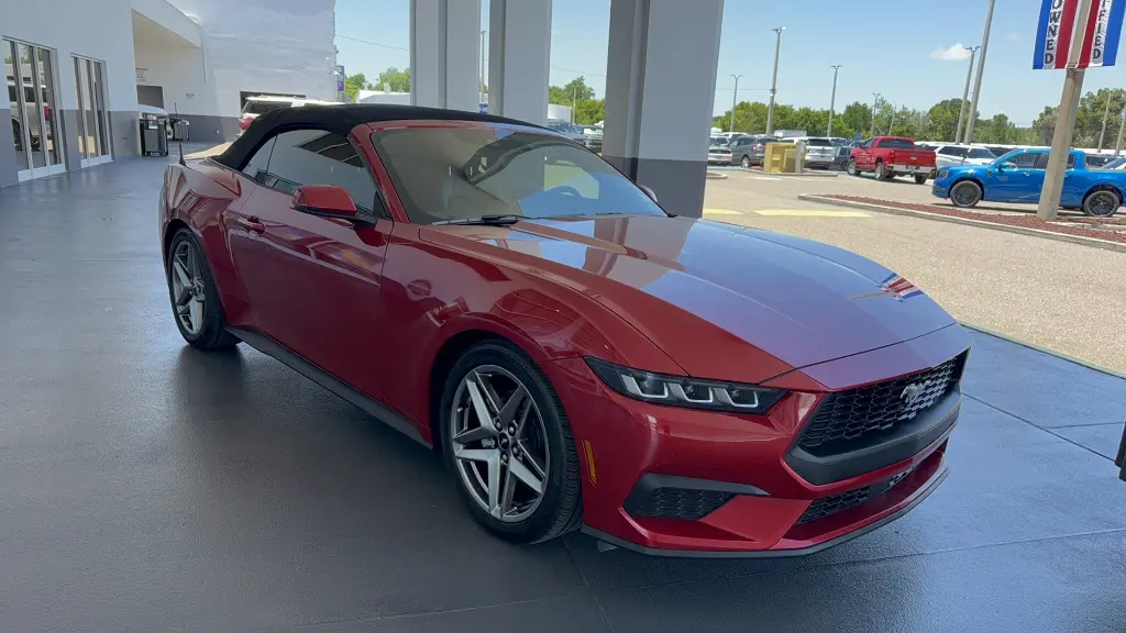 2024 Ford Mustang EcoBoost