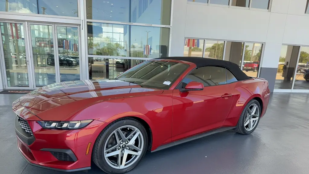 2024 Ford Mustang EcoBoost