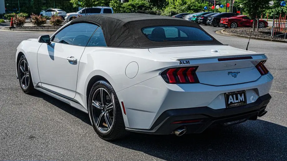 2025 Ford Mustang EcoBoost Premium