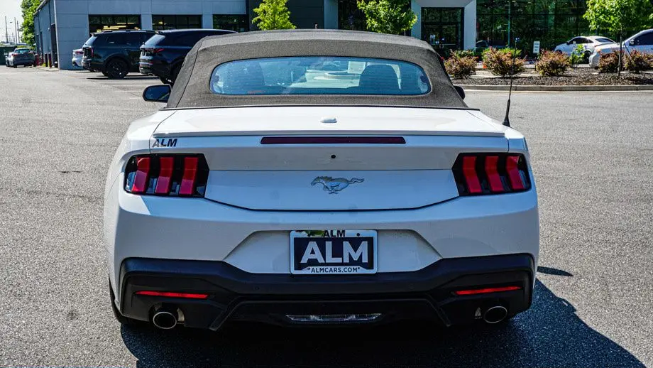 2025 Ford Mustang EcoBoost Premium